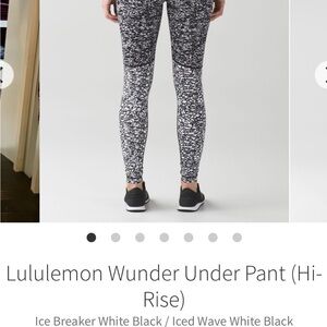 Lululemon Black and White Wunder Under Hi-Rise Leggings